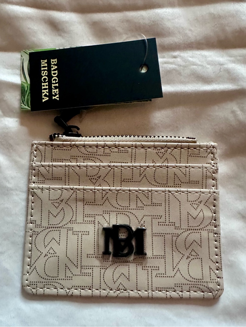 Badgley Mischka NWT Beige Monogram Vegan Leather Mini Credit Card Holder Wallet